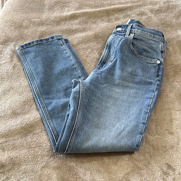 Everlane OG Cheeky Crop Blue Straight Leg Jeans - Picture 3 of 11